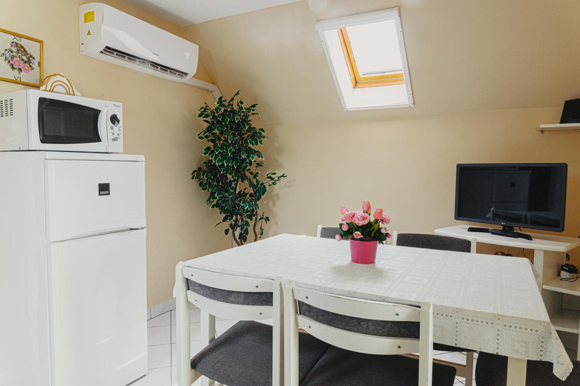 Bianka Apartman Balatonlelle Exterior foto